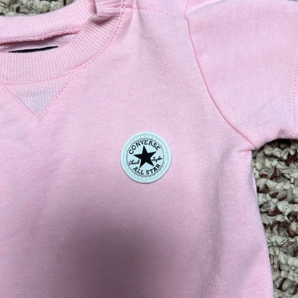 Converse romper‎